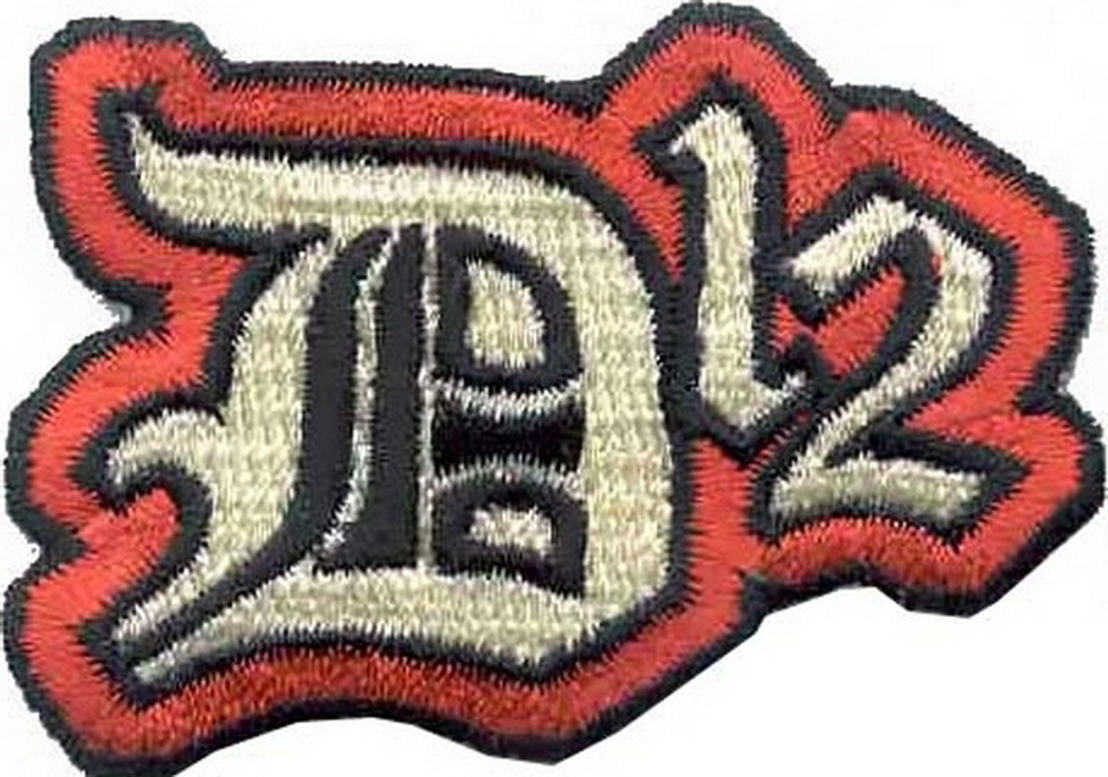 Нашивка D12