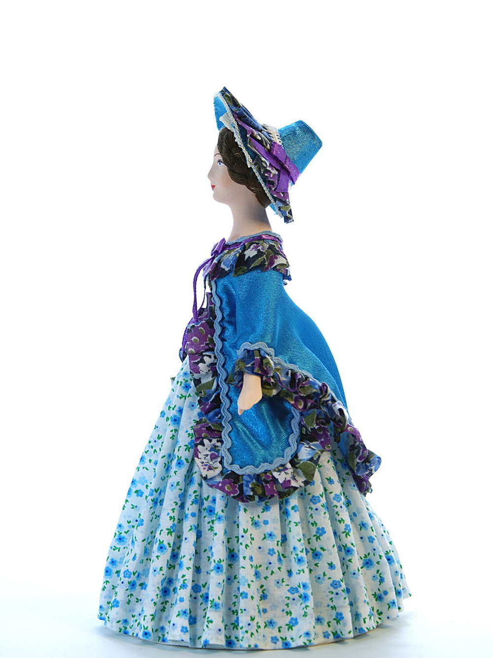 Кукла коллекционная Дама в светском костюме.