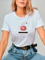 Футболка больших размеров с принтом губы