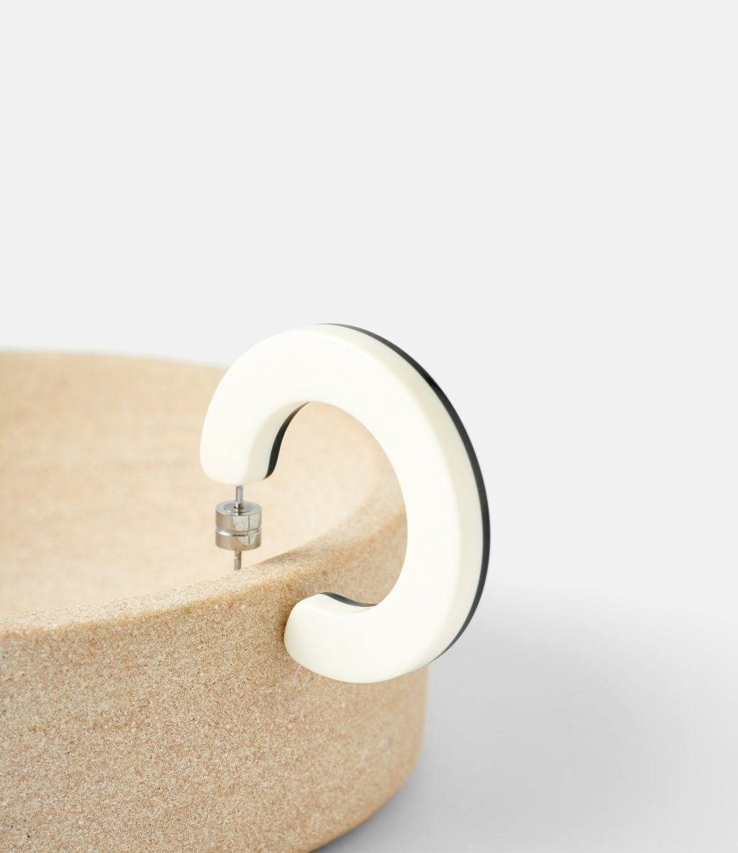 Machete Kate Hoops in Black & Ivory — серьги из ацетата