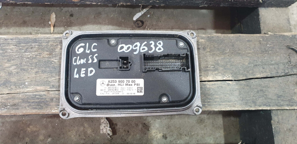 Блок фары LED Mercedes GLC (X253)  Б/У Оригинал A2539007000
