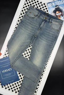 Джинсы Versace