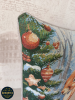 Декоративный гобеленовый чехол для интерьерной подушки Белочка 38*38