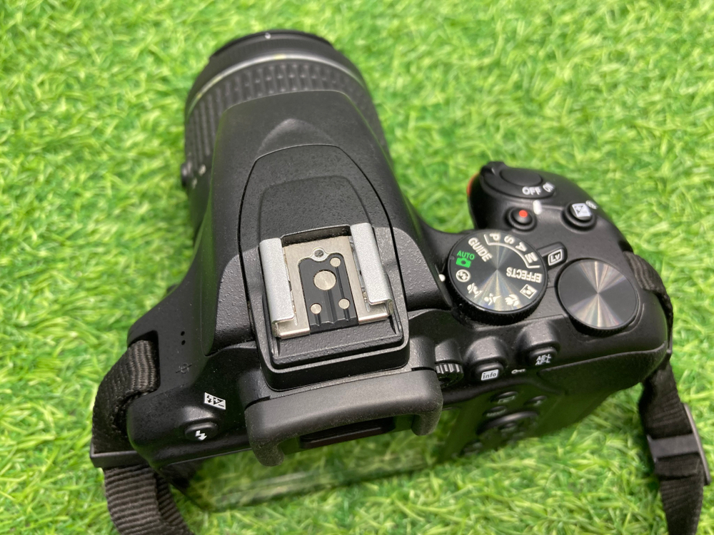 Nikon D3500 kit 18-55mm 3.5-5.6G VR 11.000 кадров