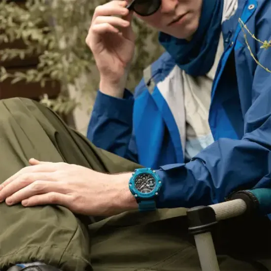 Наручные часы Casio G-Shock GA-2200-2ADR