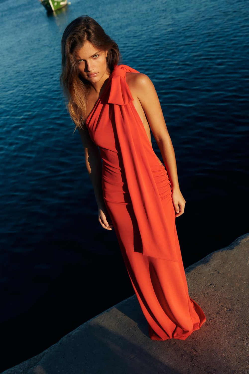 ZARA ДЛИННОЕ ПЛАТЬЕ С ОТКРЫТОЙ СПИНОЙ, КОРАЛЛОВО-КРАСНЫЙ