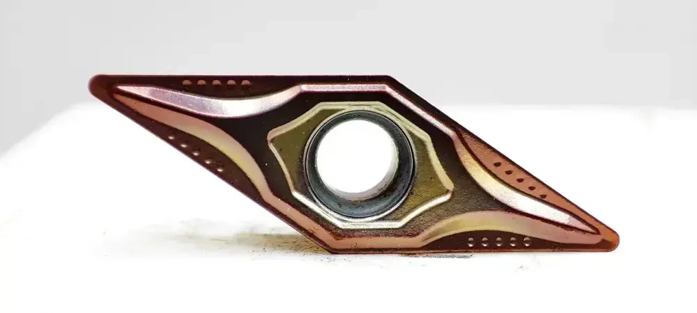 Пластина VBMT110304 LF6118 DESKAR 1 штука