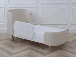 Кровать KIDI Soft для детей от 2 до 4 лет (молочный, экокожа)