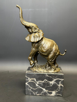 Бронзовая скульптура «Слон с поднятым хоботом»