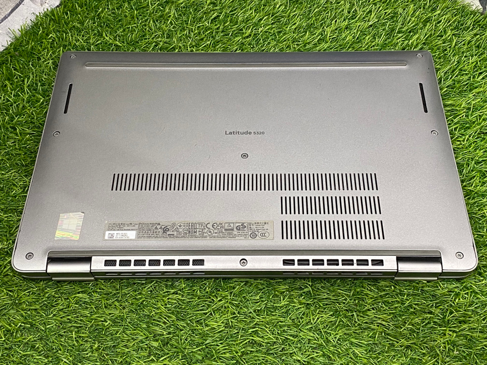 Ноутбук Dell 13' i5-1135G7/ Iris XE/ 8GB/256GB/ Latitude 5320[5320-0358]/Windows 10