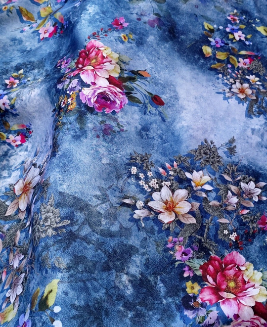 Штапель принт silk цветы малиновые на голубом D31C2