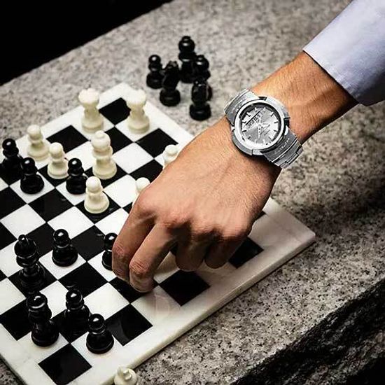 Японские наручные часы Casio G-SHOCK AWM-500D-1A8 с хронографом