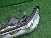 Битая Фара левая Toyota Land Cruiser 200 15-21 LED