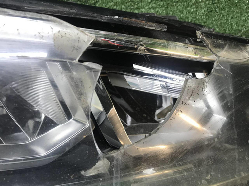 Битая Фара правая VW Tiguan 2 (2016-2020) LED