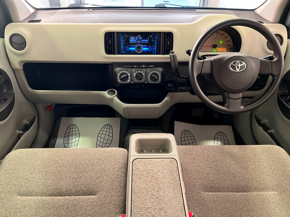 Toyota Passo, 2010 год
