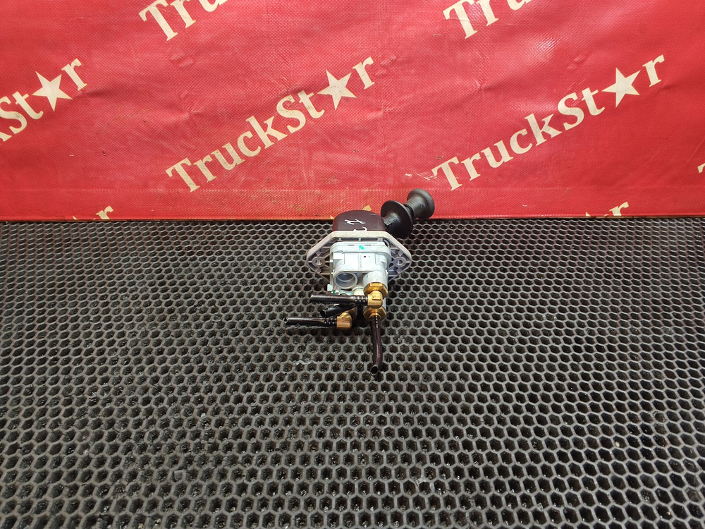 Кран ручного тормоза 2022г