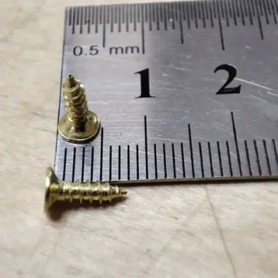 Шуруп - саморез 2,5*8мм декоративный (цвет - золото) - 50 штук