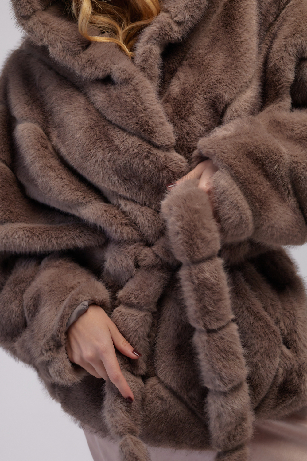 Шуба Lea Lab экомех