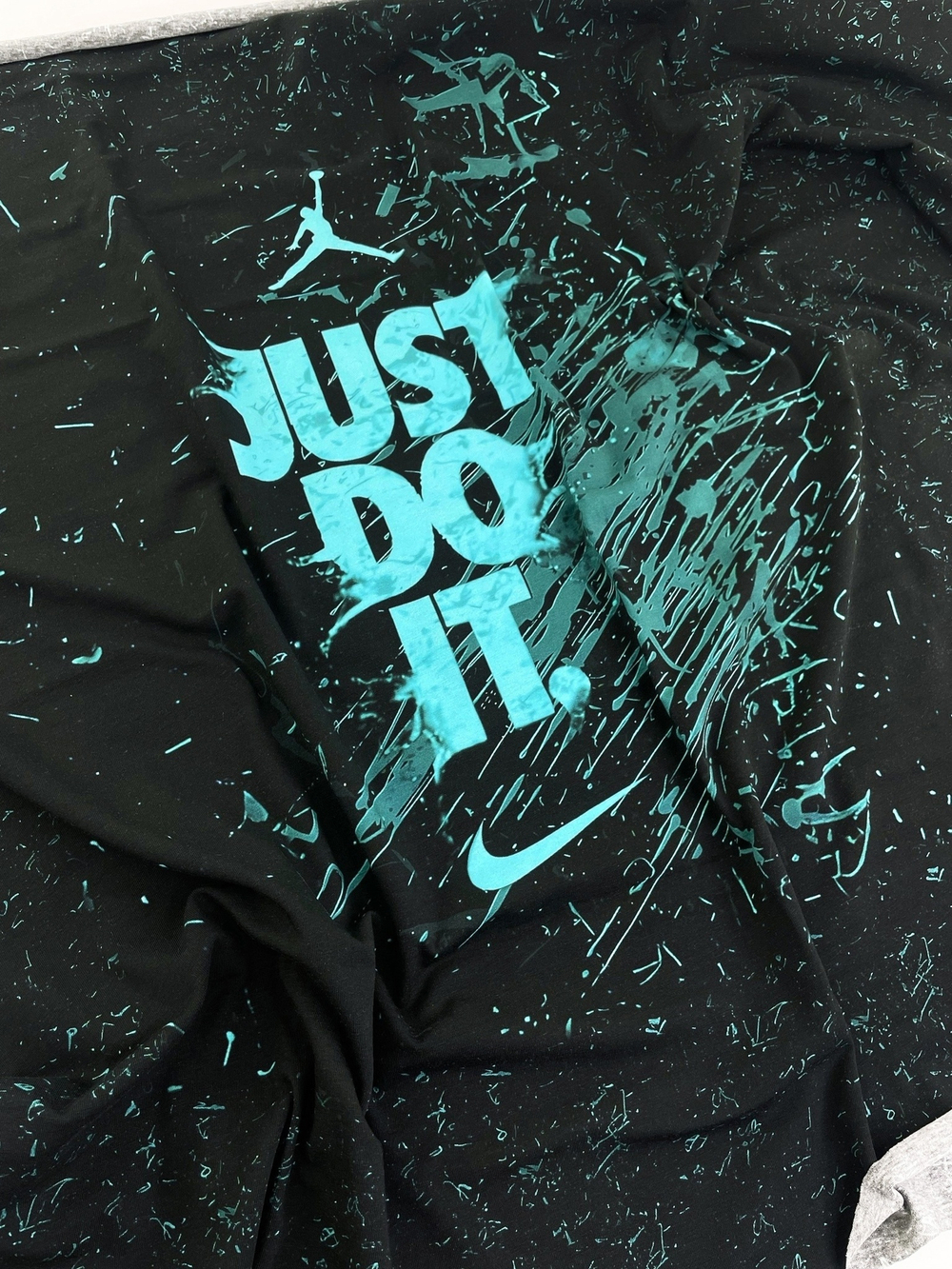 JUST DO IT БИРЮЗА - Кулирка с лайкрой, компакт пенье (к1 масляные пятна от кромки 0-10см)