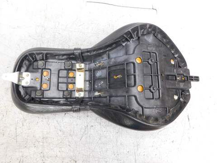 сиденье Kawasaki Vulcan 400 051058