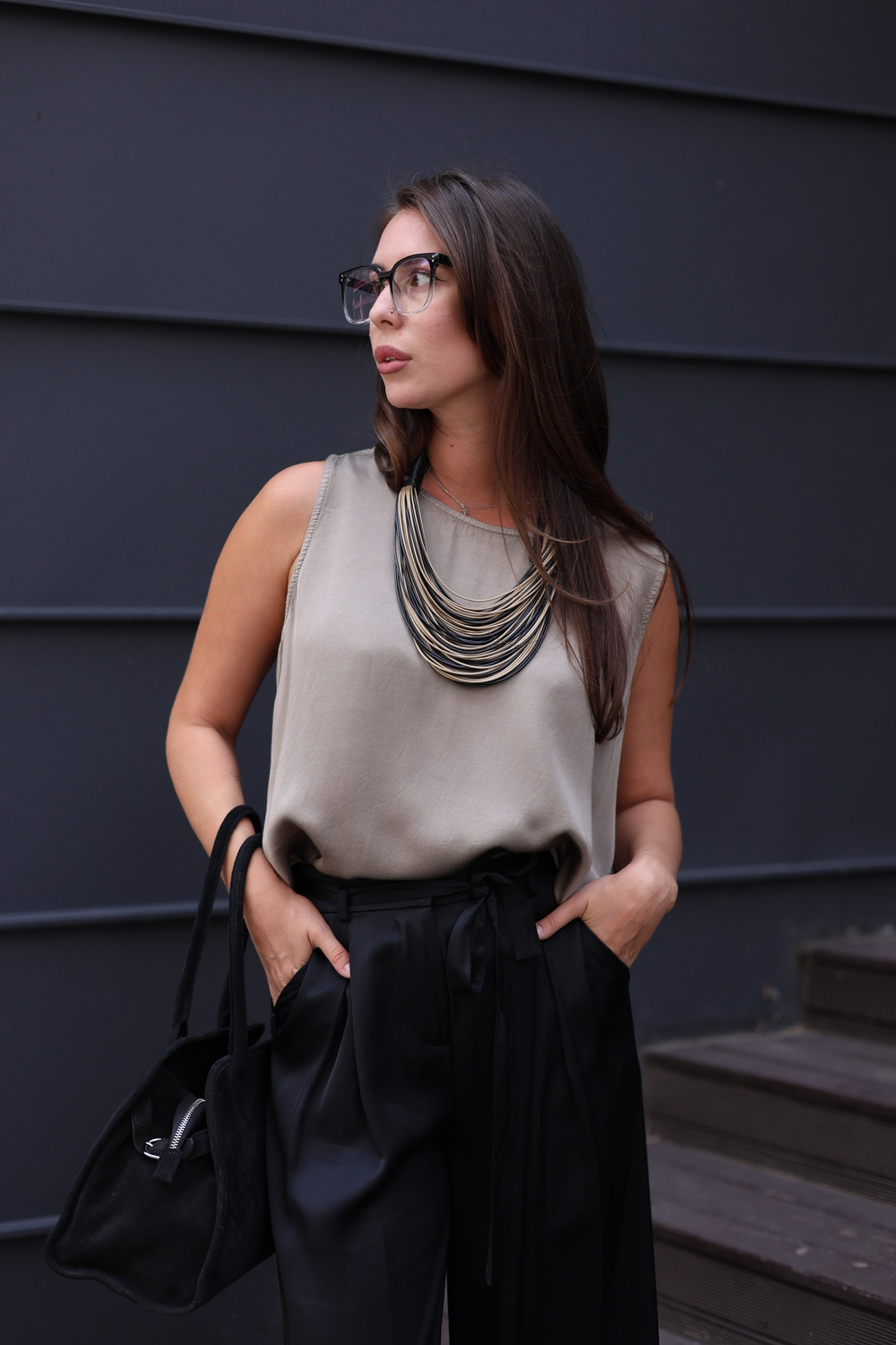 топ без рукавов