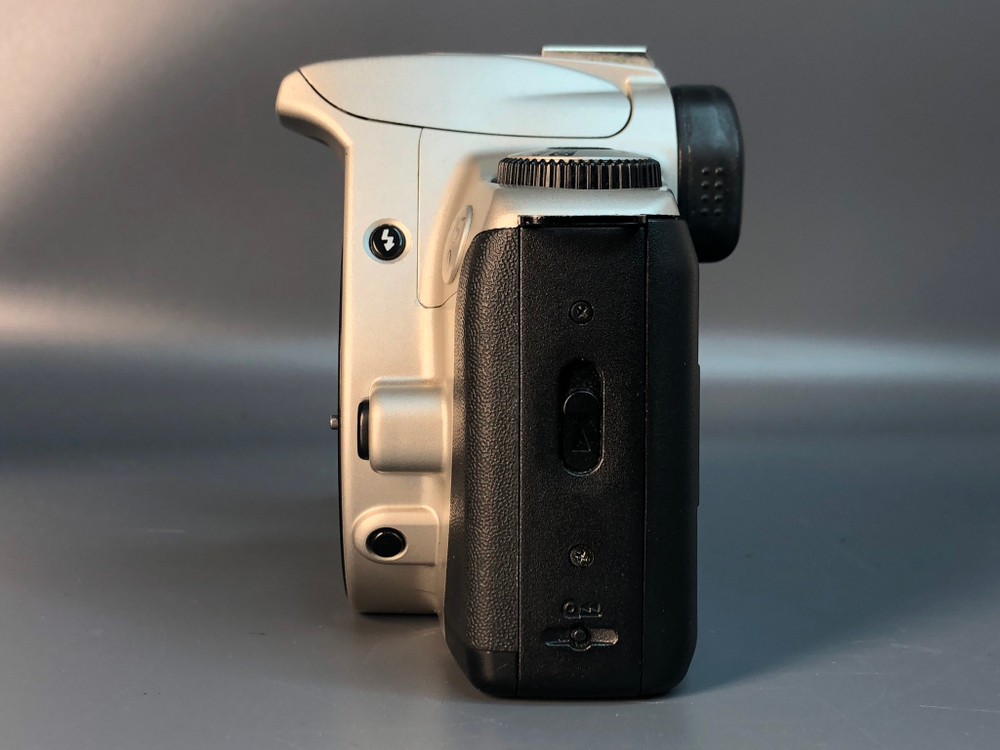 Canon EOS 300 kit EF 28-80mm 3.5-5.6