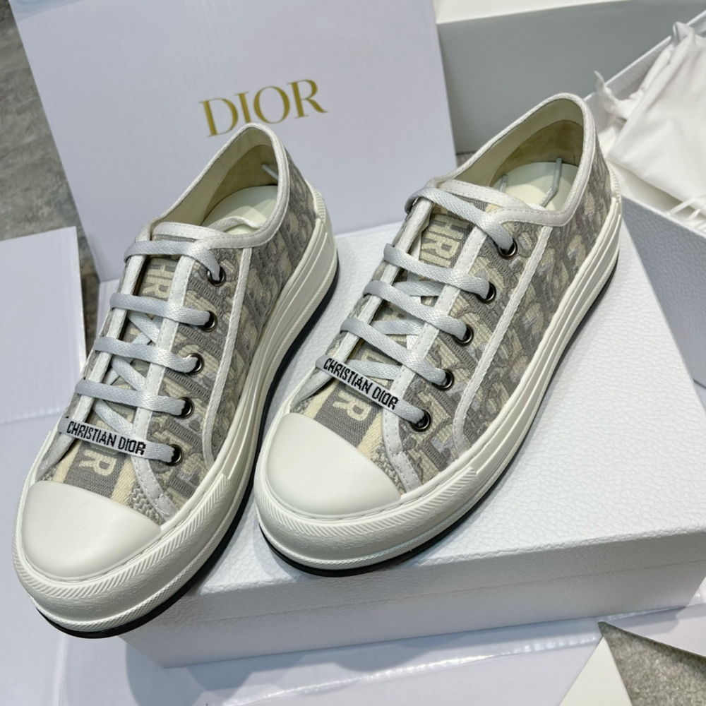 Christian Dior Walk'n'Dior Sneaker