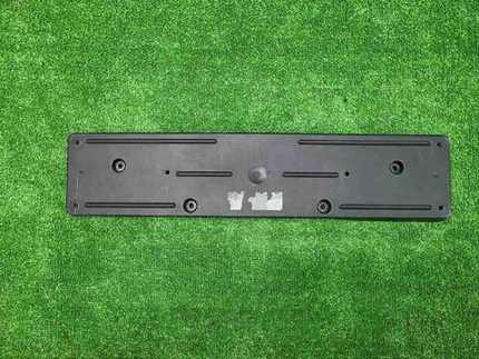 Площадка номера BMW X6 G06 (2019-2023) M-paket