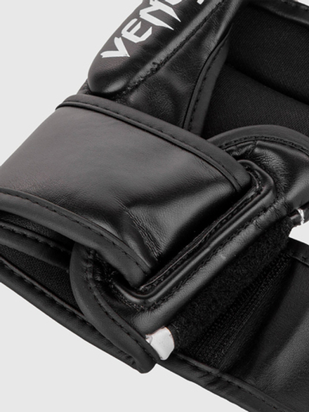 Перчатки ММА Venum Challenger 3.0 White/Black