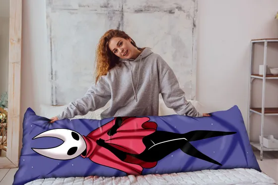 Дакимакура Хорнет