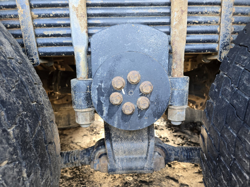 Ось балансира задней подвески 2022г.