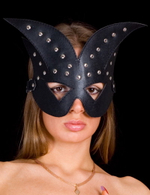 Чёрная кожаная маска на глаза с клёпками (Цвет: черный)