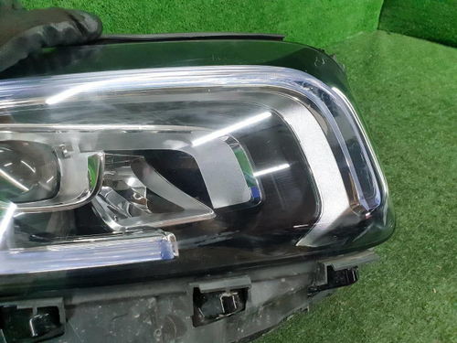 Фара правая Mercedes GLB X247 (2019-2023) LED