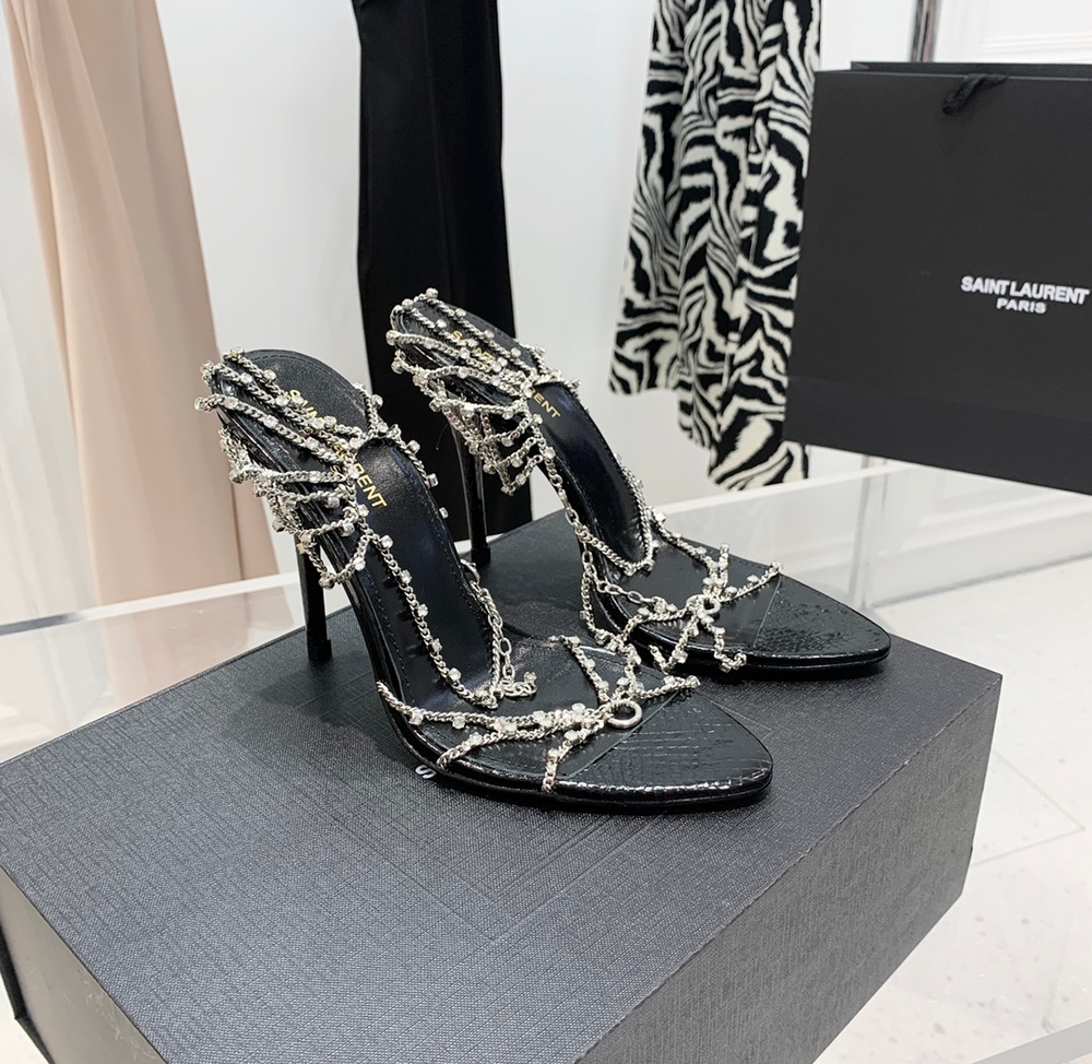 Saint Laurent Pumps