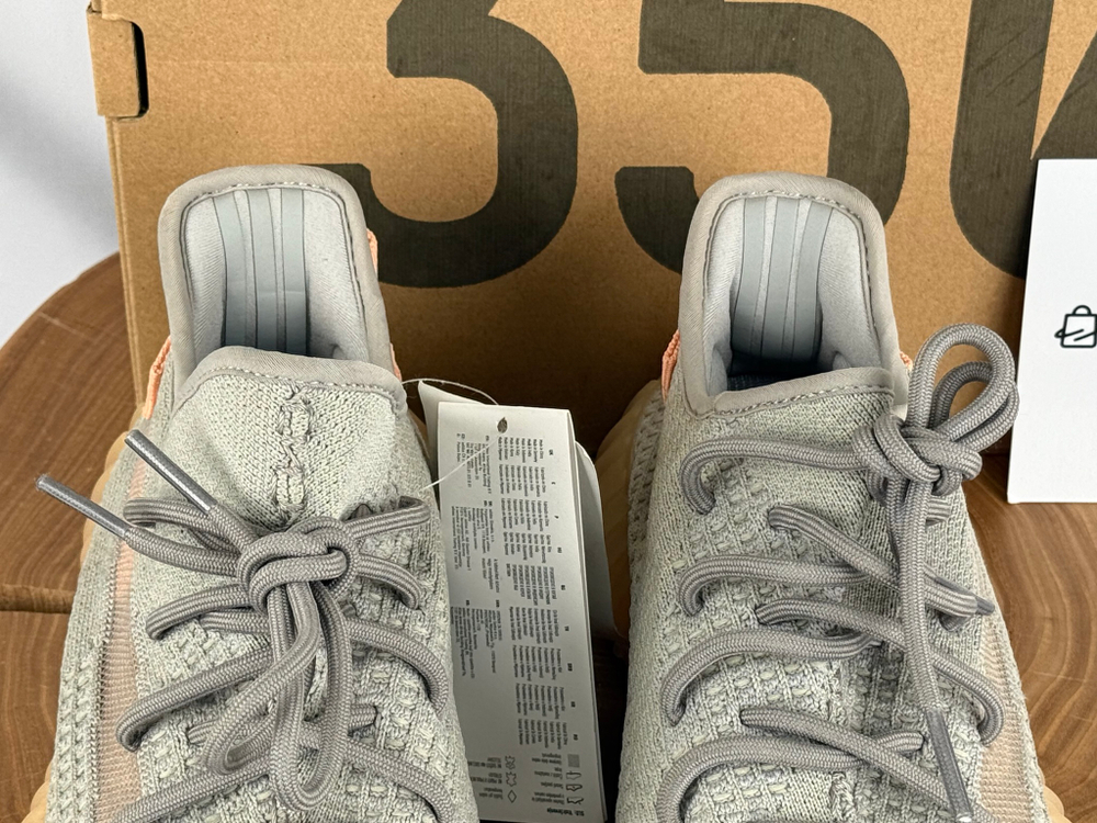 Yееzy Boost 350 V2 True Form