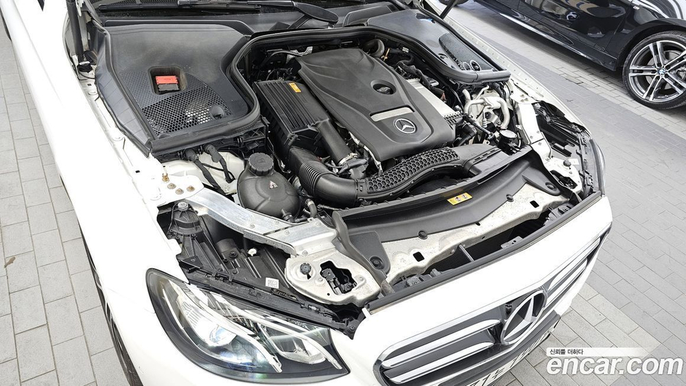 Mercedes-Benz E-Class W213 E250 Avangarde (05.2020)