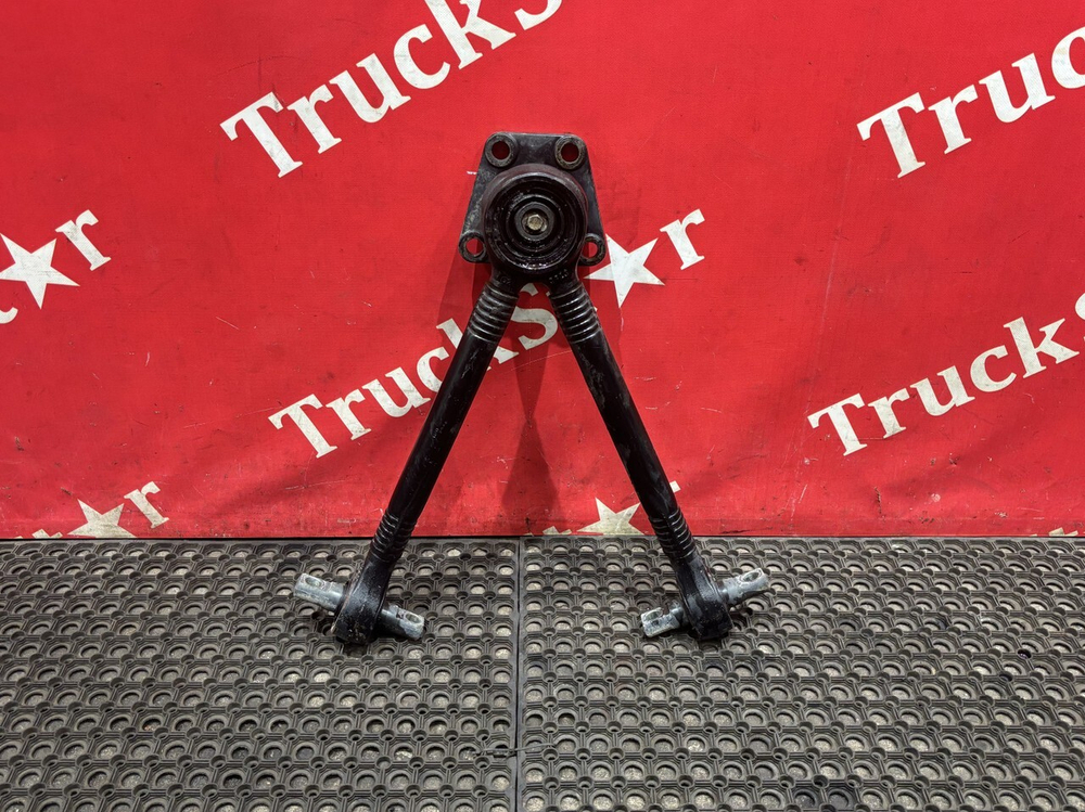 Тяга реактивная V-образная 2018г