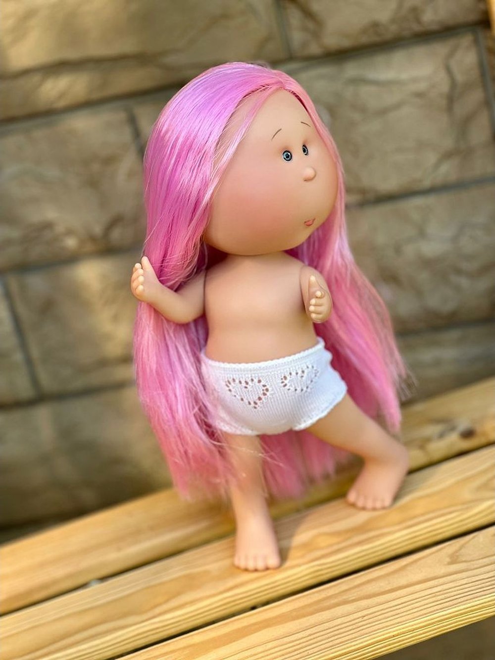 Кукла Nines виниловая 30см MIA без одежды (3000W14A)