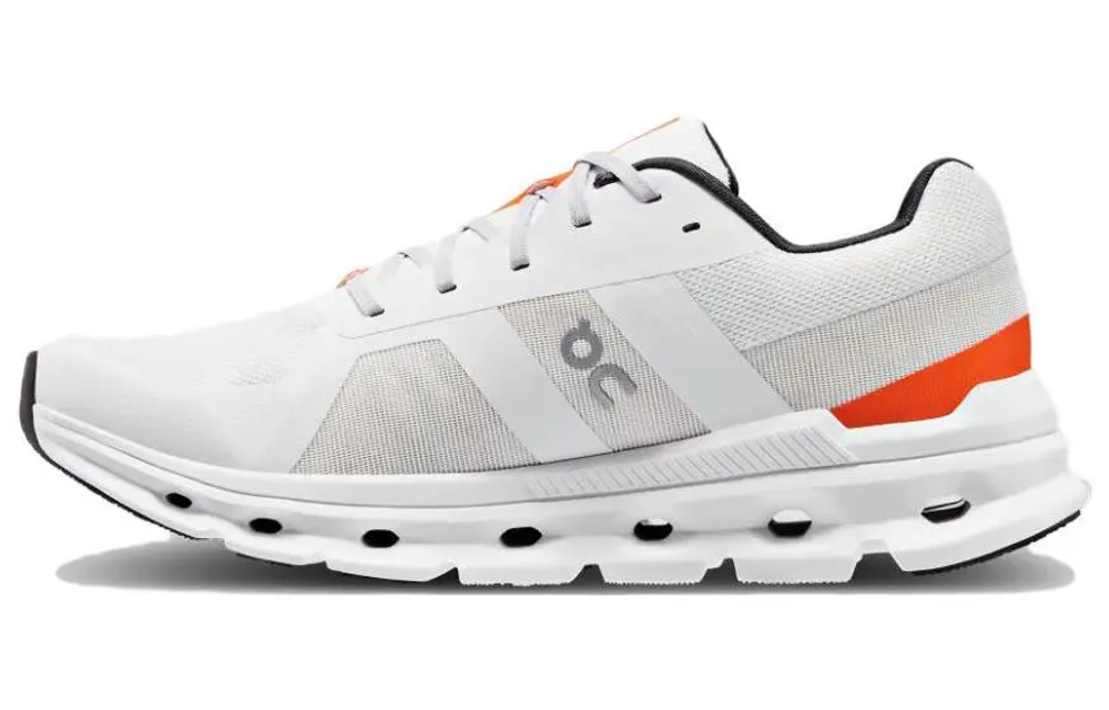 On Cloudrunner Undyed