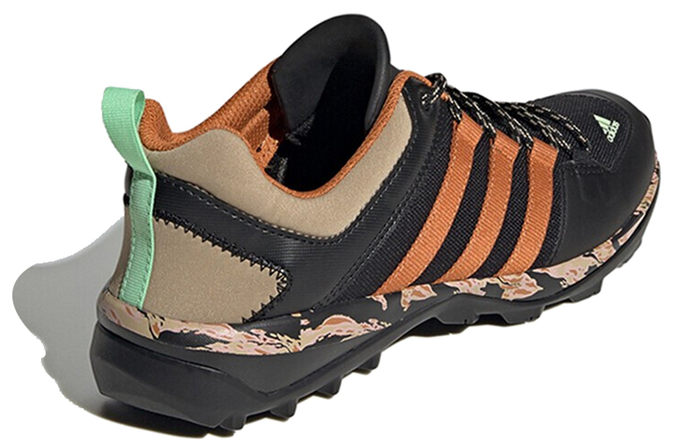 Adidas Terrex Daroga Plus "Black Orange Brown"
