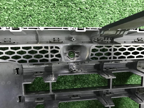 Решетка радиатора Tank 300 (2021-н.в.)