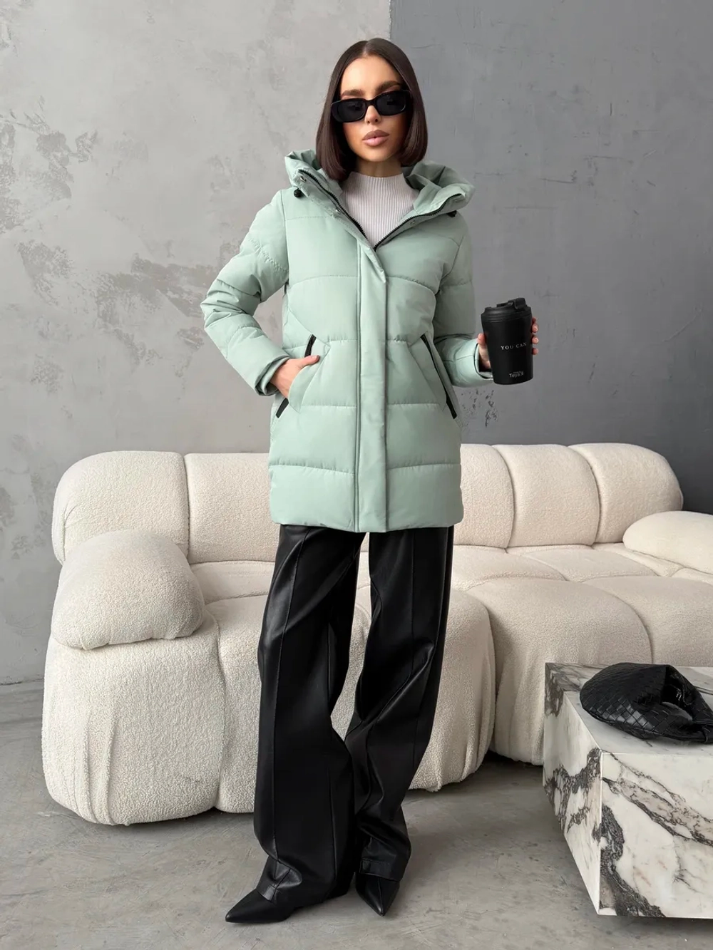 Куртка демисезонная с капюшоном удлиненная