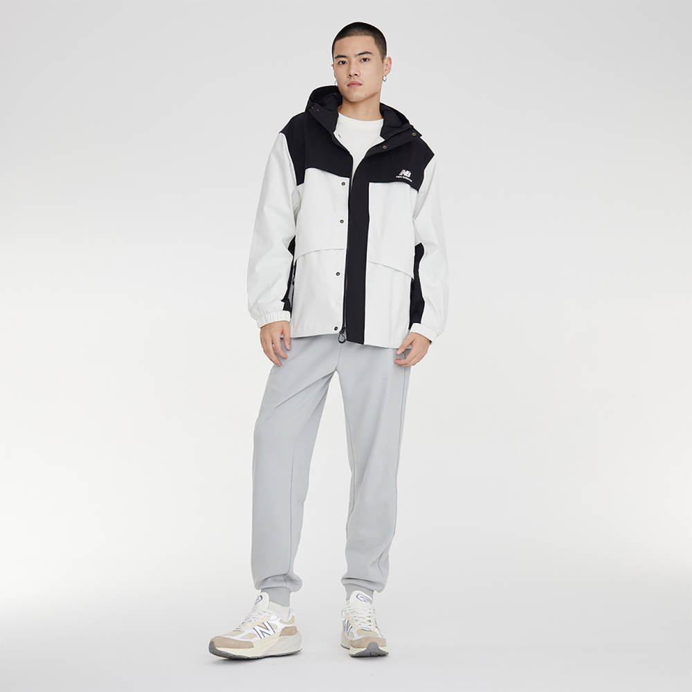 Куртки New Balance Logo, AMJ33359-CIC