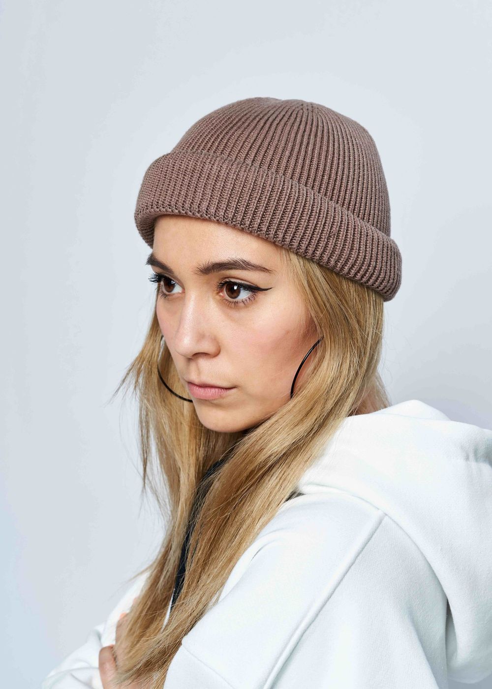 Шапка Правда бини кофе