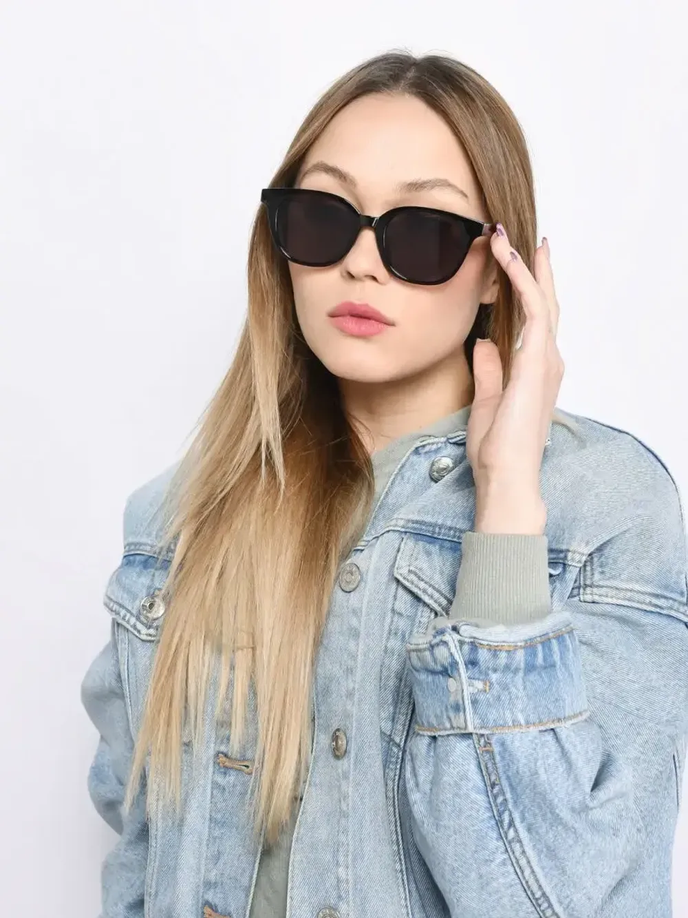 Солнцезащитные очки