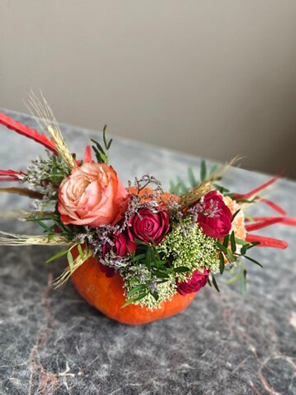 Композиция в тыкве