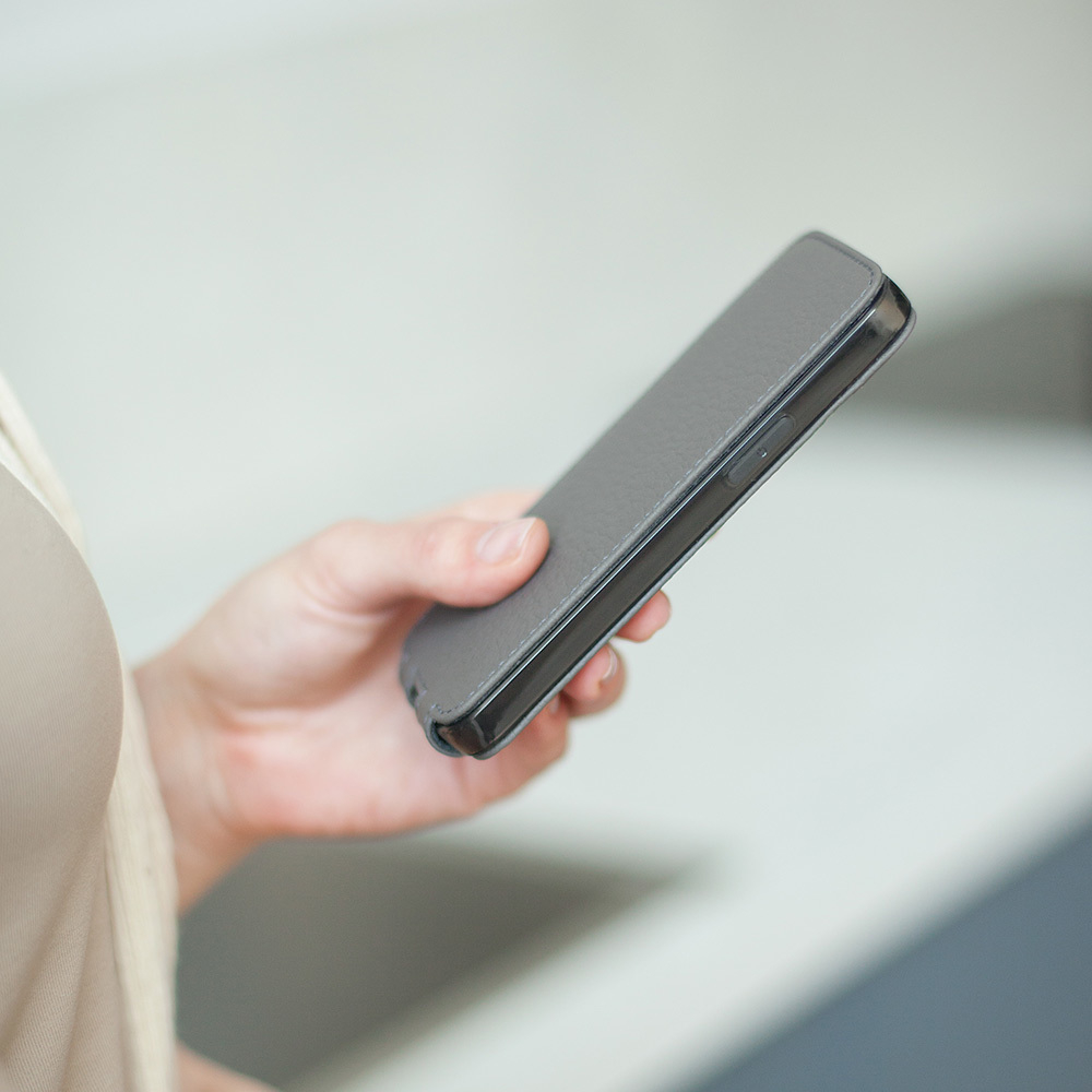 Чехол для iPhone 13 Mini из натуральной кожи теленка, серого цвета