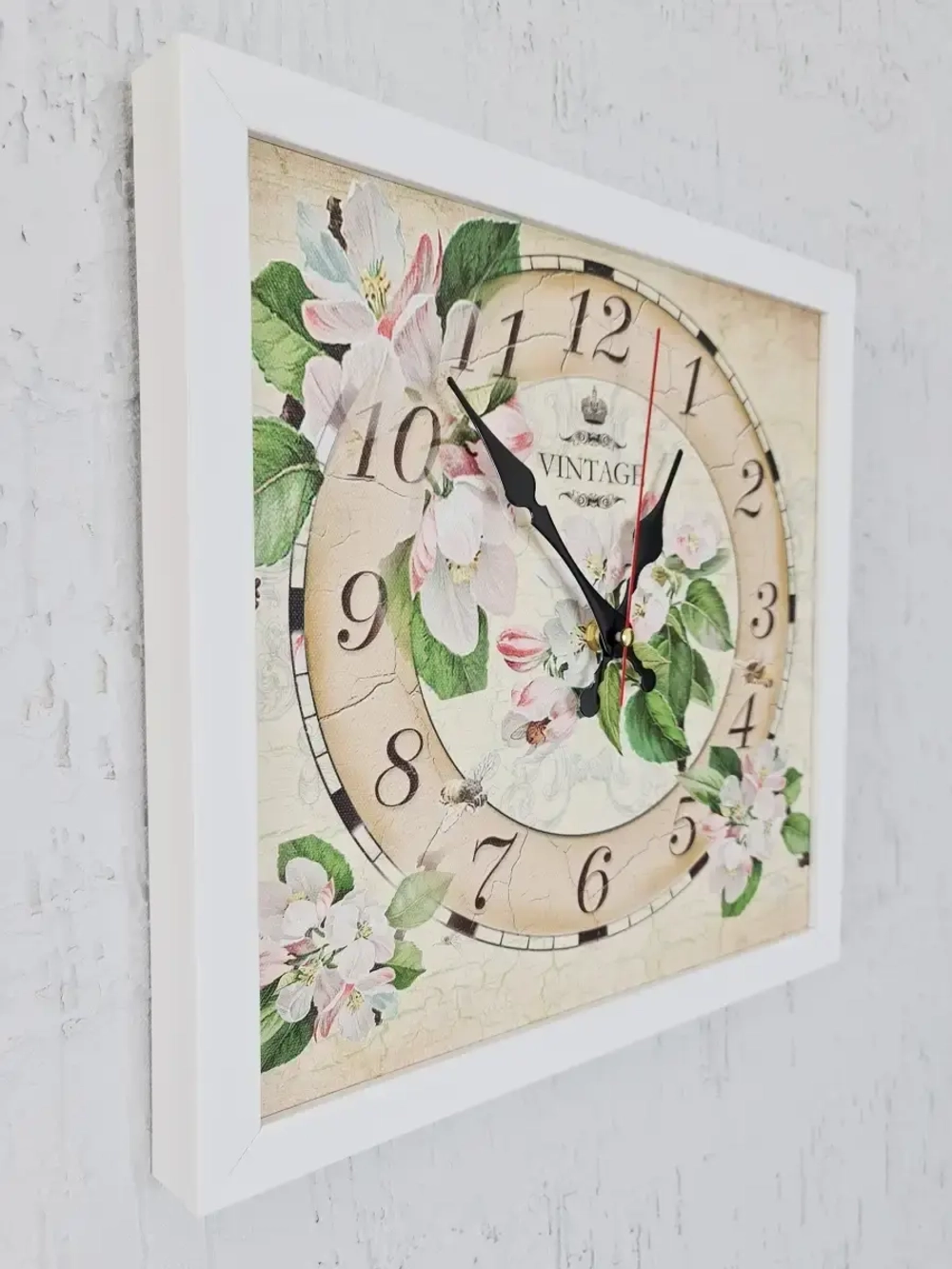 Часы настенные