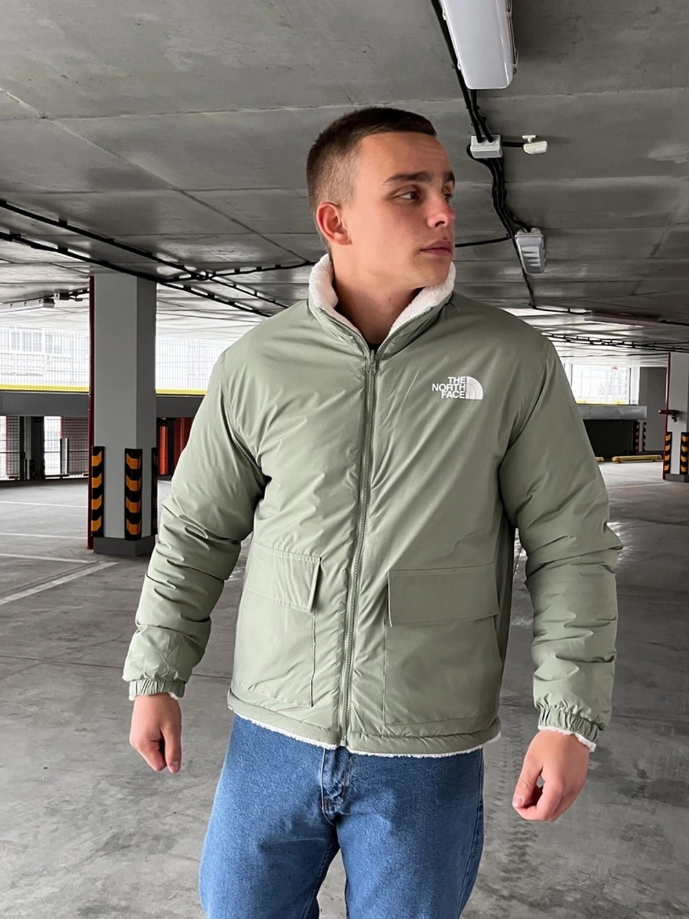 Куртка TNF 2-ух сторон. (карман.бел.)