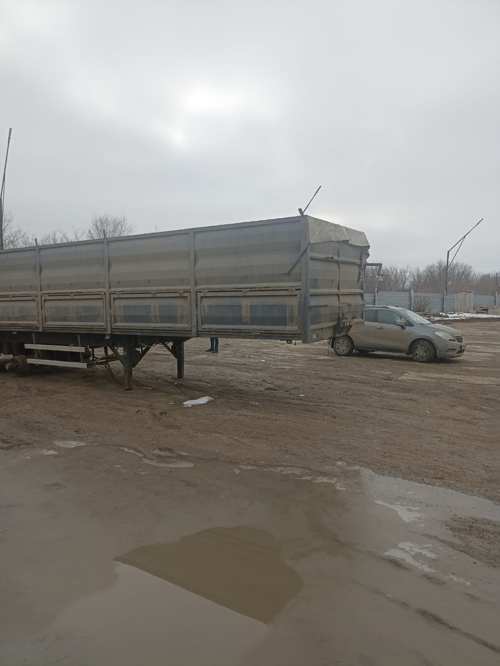 ТехноСтавПрицеп 9230 Полуприцеп зерновоз 9230